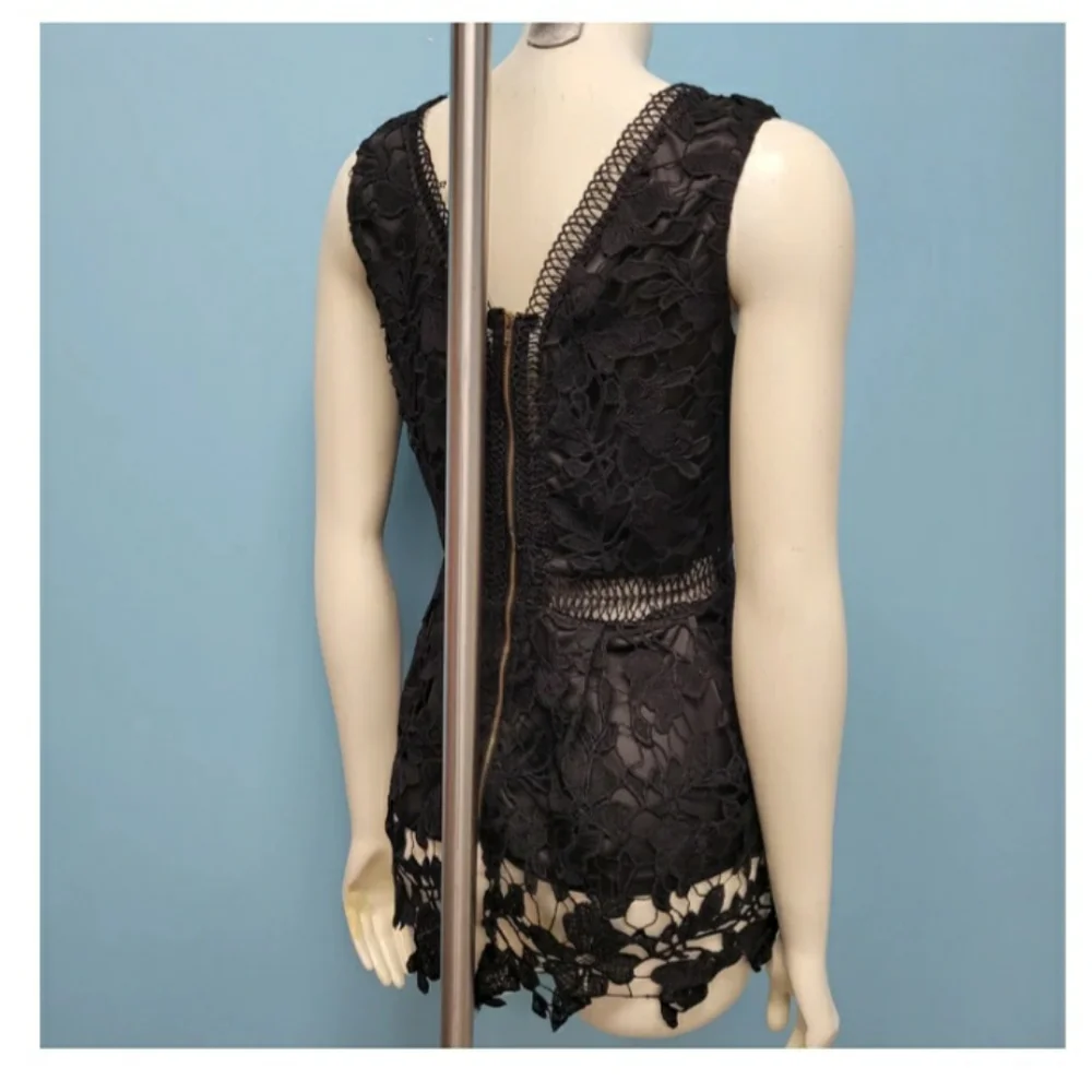 Women's peplum top - Picture 2 of 2